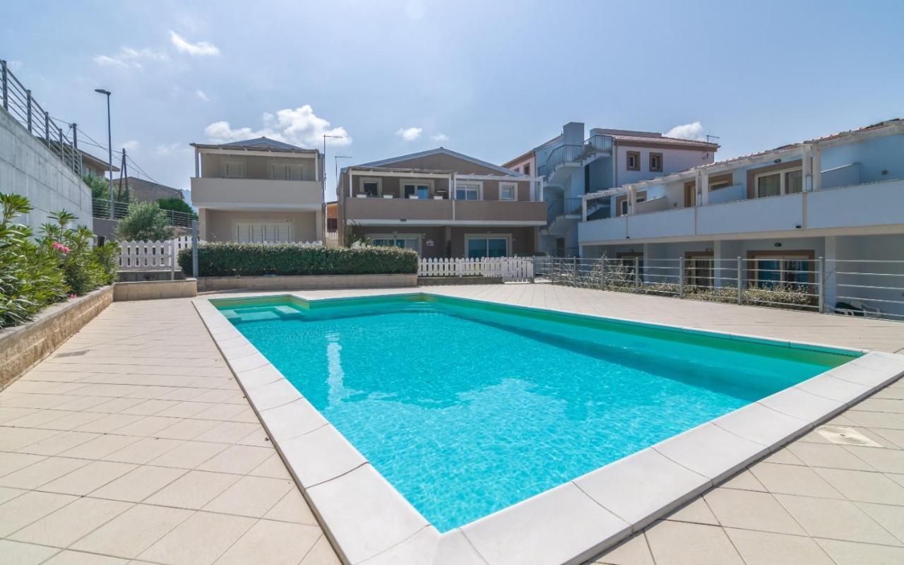 Villetta Federico Climatizzata Con Giardino Privato Viddalba Extérieur photo