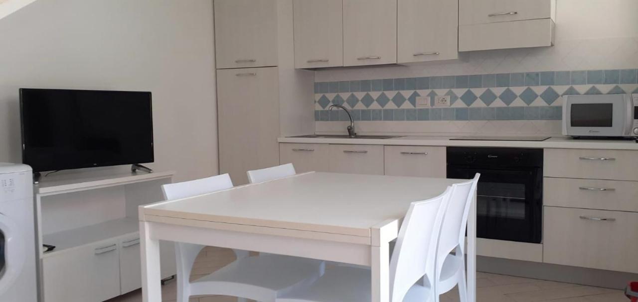 Villetta Federico Climatizzata Con Giardino Privato Viddalba Extérieur photo