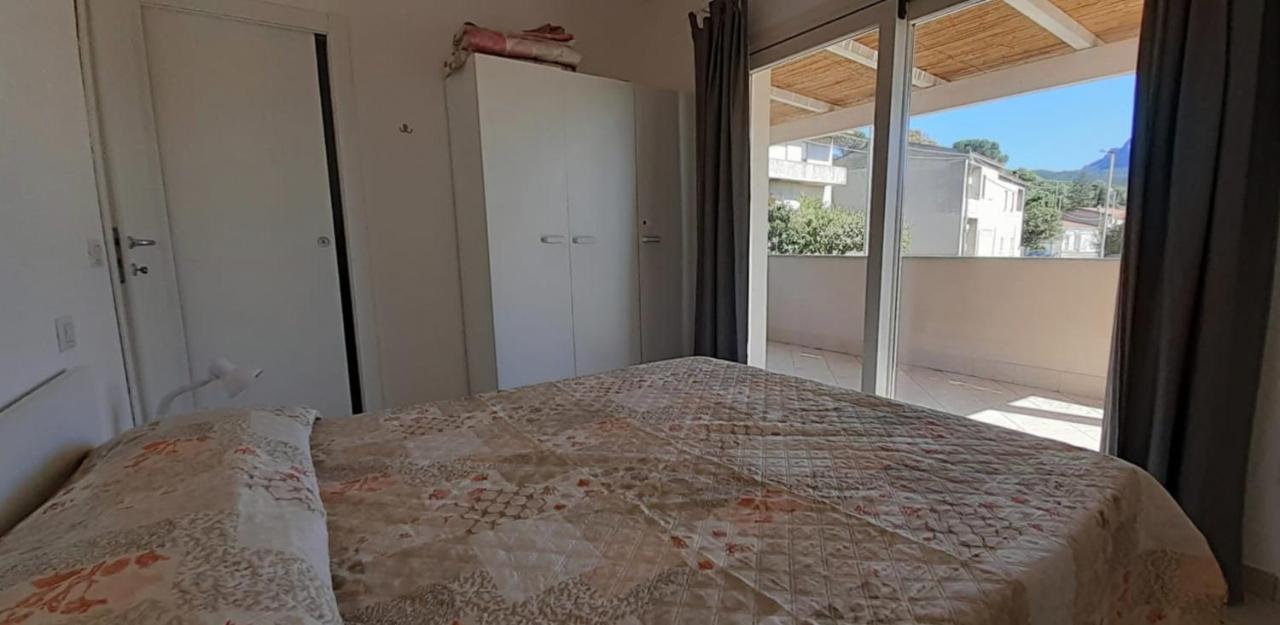 Villetta Federico Climatizzata Con Giardino Privato Viddalba Extérieur photo